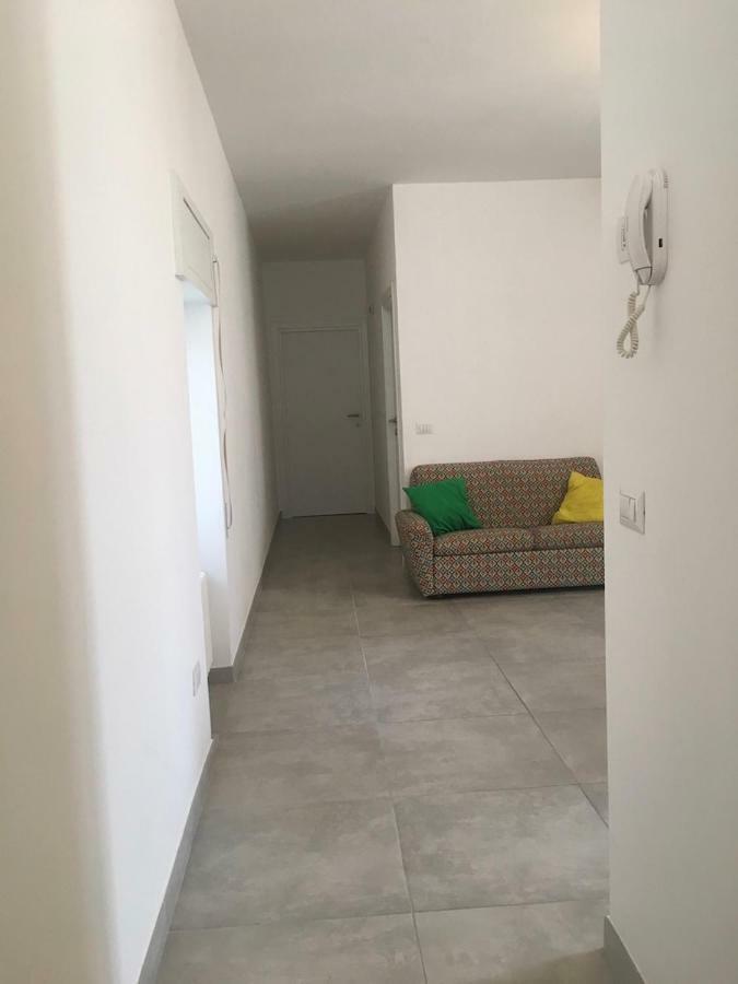 דירות פוסומברונה Casa Leo מראה חיצוני תמונה