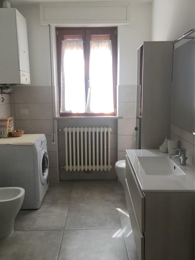 דירות פוסומברונה Casa Leo מראה חיצוני תמונה